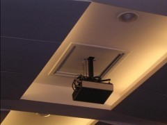 浙江杭州與寧波江蘇投影機電動吊架供應 視訊會議系統(tǒng)的關鍵設備